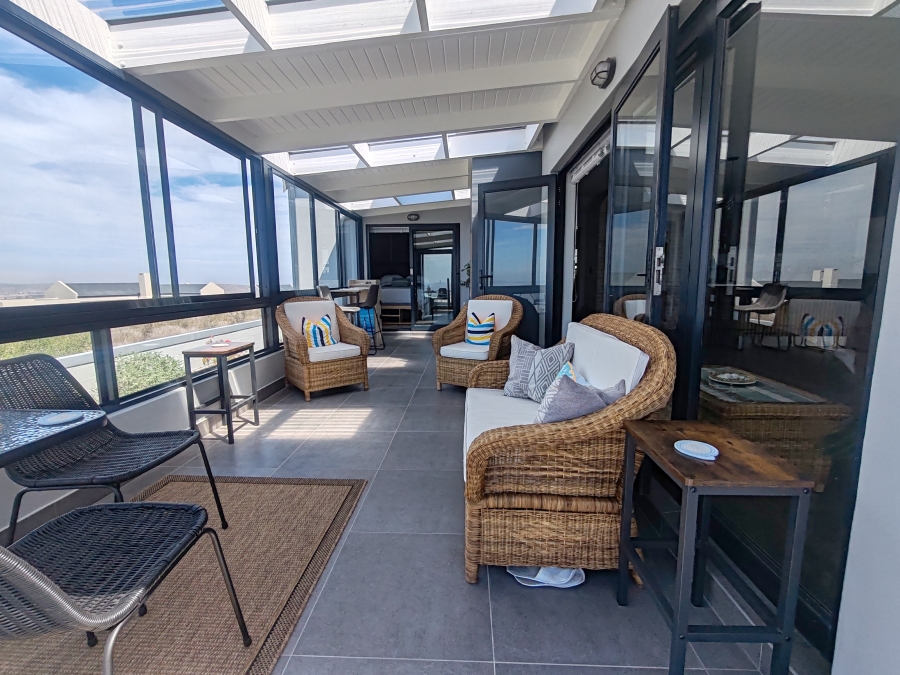 3 Bedroom Property for Sale in Hoogland Western Cape